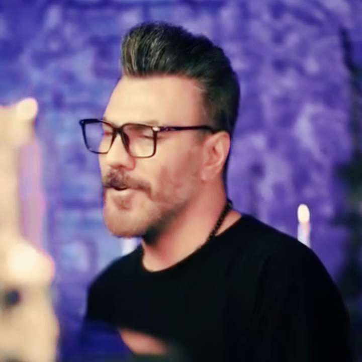 دانلود آهنگ گرشا رضایی خودت که میدونی خودت که میدونی دوست دارم